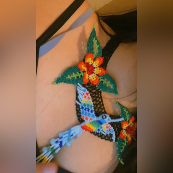 Native Indigenous Beaded Necklace/Chocker Hummingbirds - Picture 3 of 3